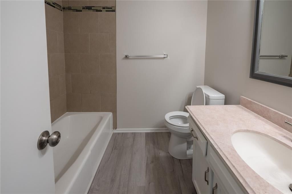 121 SE 2nd Street — photo 9