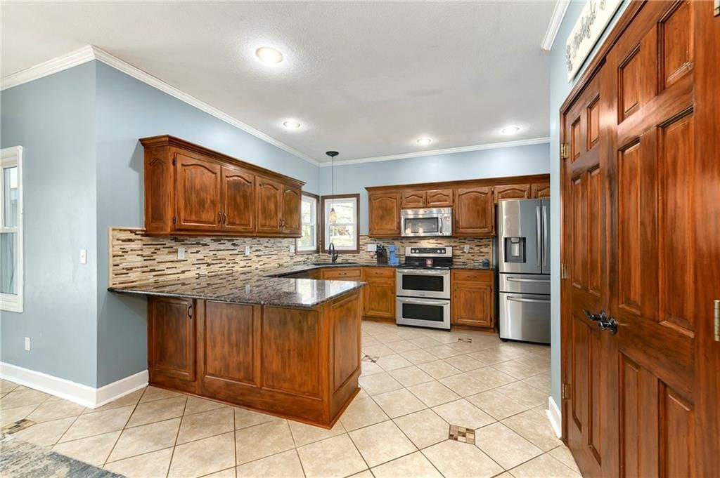 1236 SW Creekside Drive — photo 13