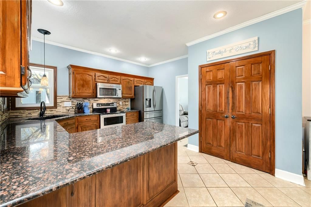 1236 SW Creekside Drive — photo 14