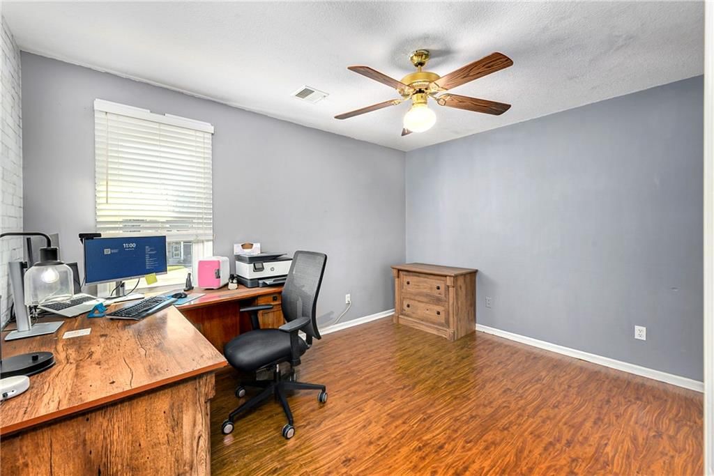 1236 SW Creekside Drive — photo 29
