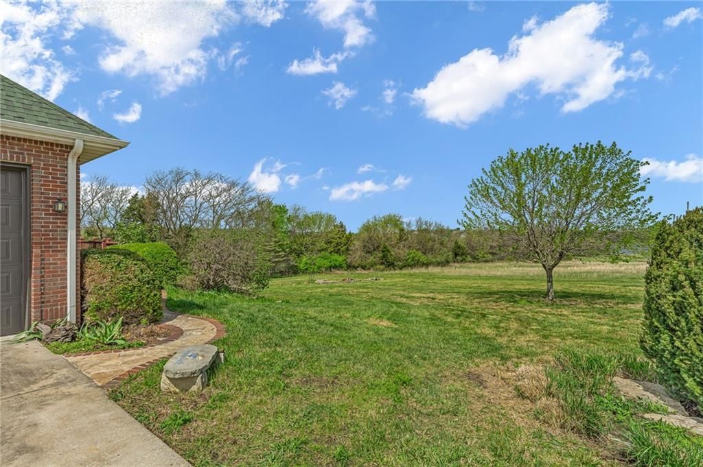 1548 N 800 Road — photo 68