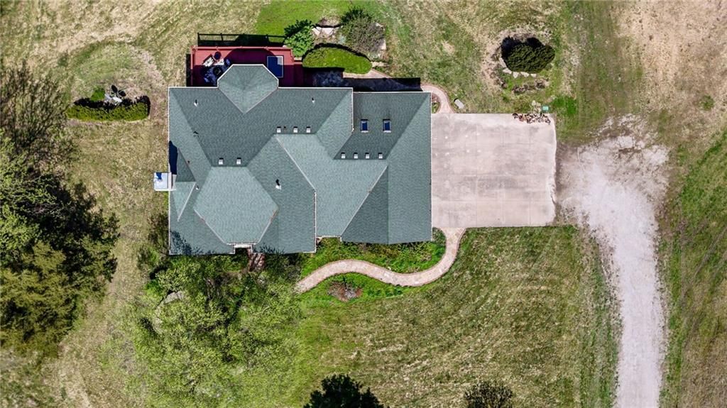 1548 N 800 Road — photo 80