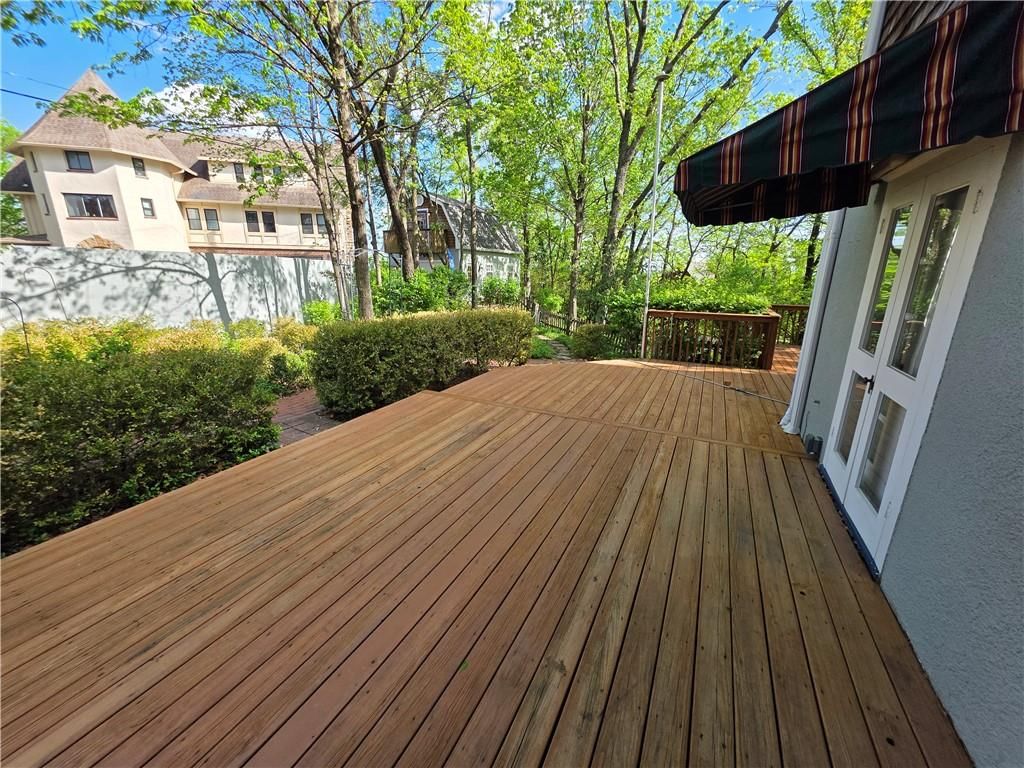 1616 Louisiana Street — photo 20