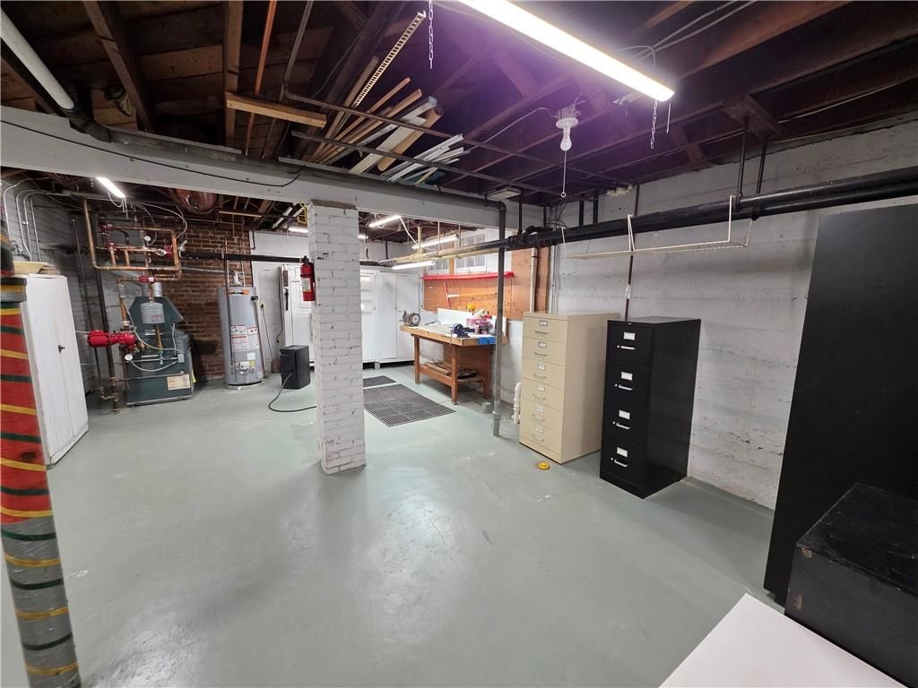 1616 Louisiana Street — photo 44