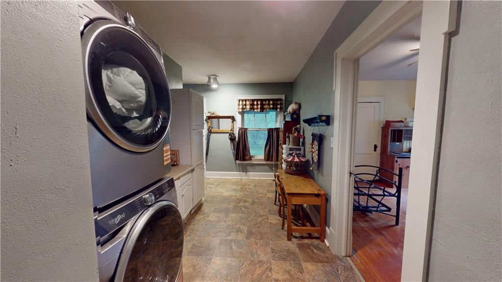 325 S Ash Street — photo 10