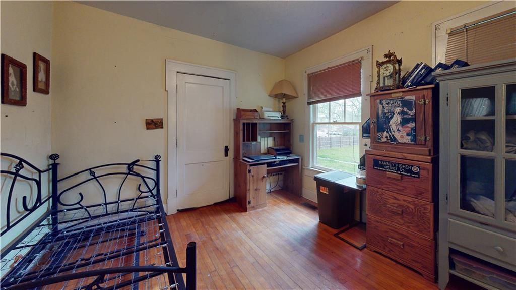 325 S Ash Street — photo 14