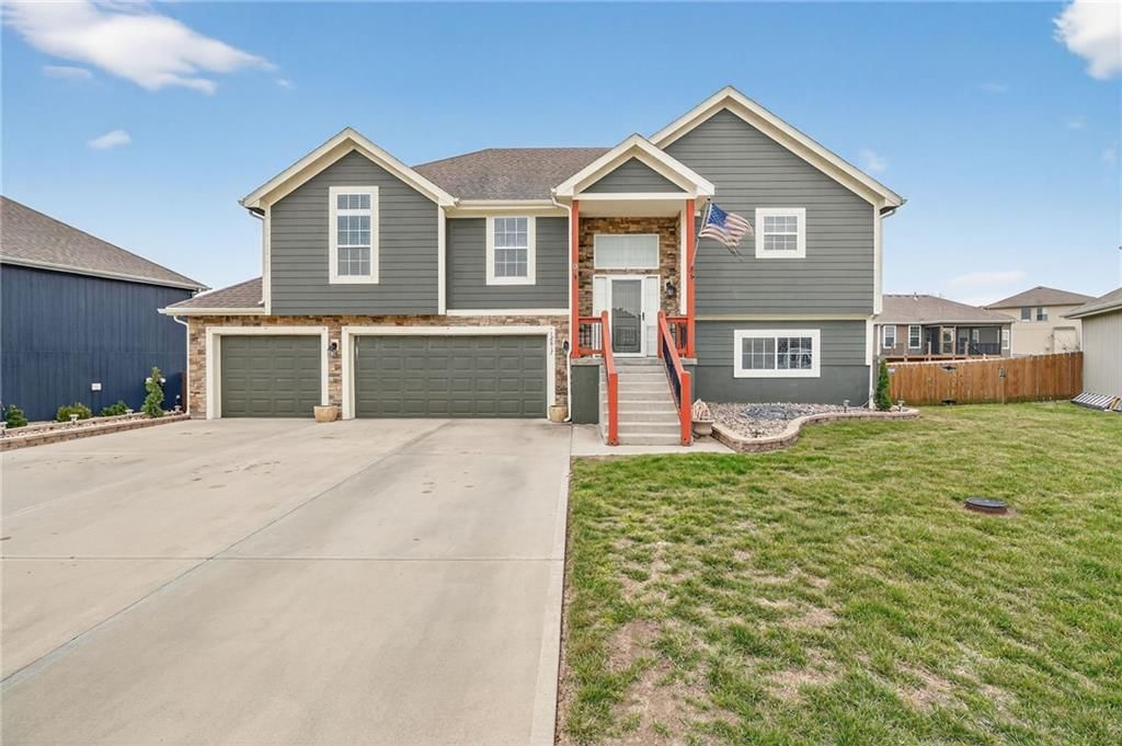 12817 Lathrop Avenue, Kansas City, KS