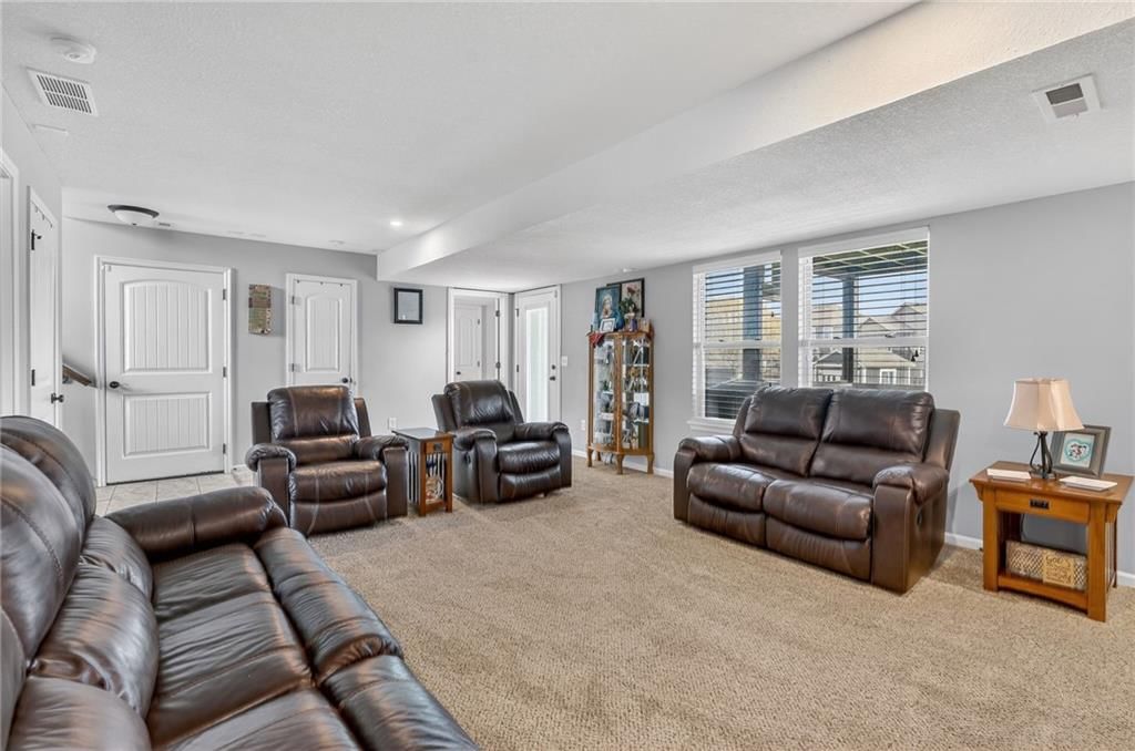 12817 Lathrop Avenue — photo 27