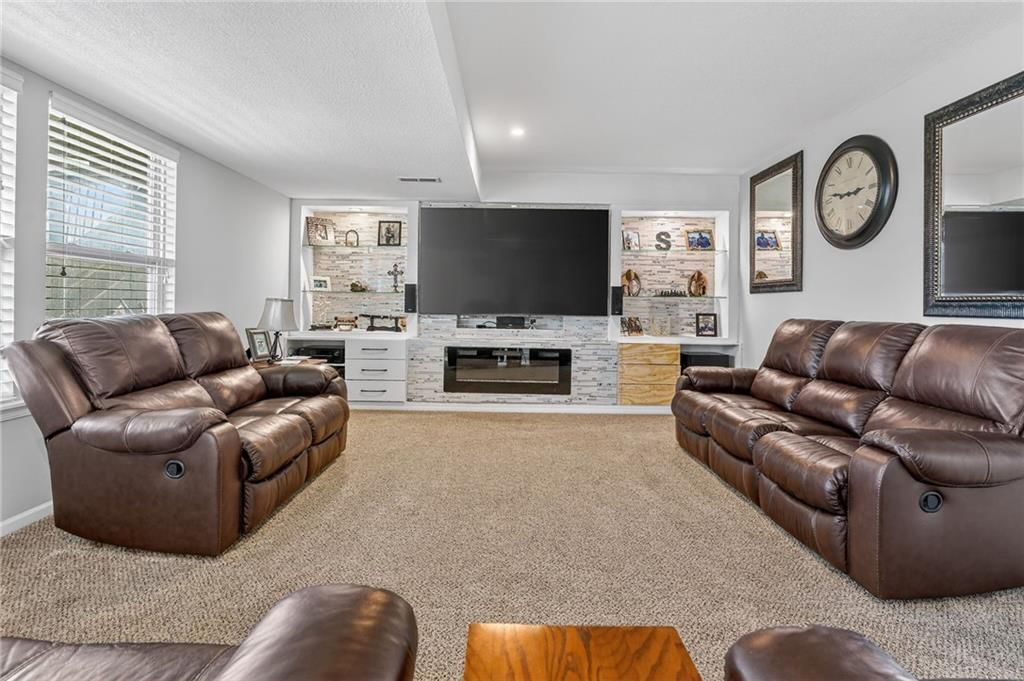 12817 Lathrop Avenue — photo 28