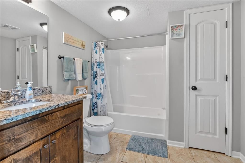 12817 Lathrop Avenue — photo 30