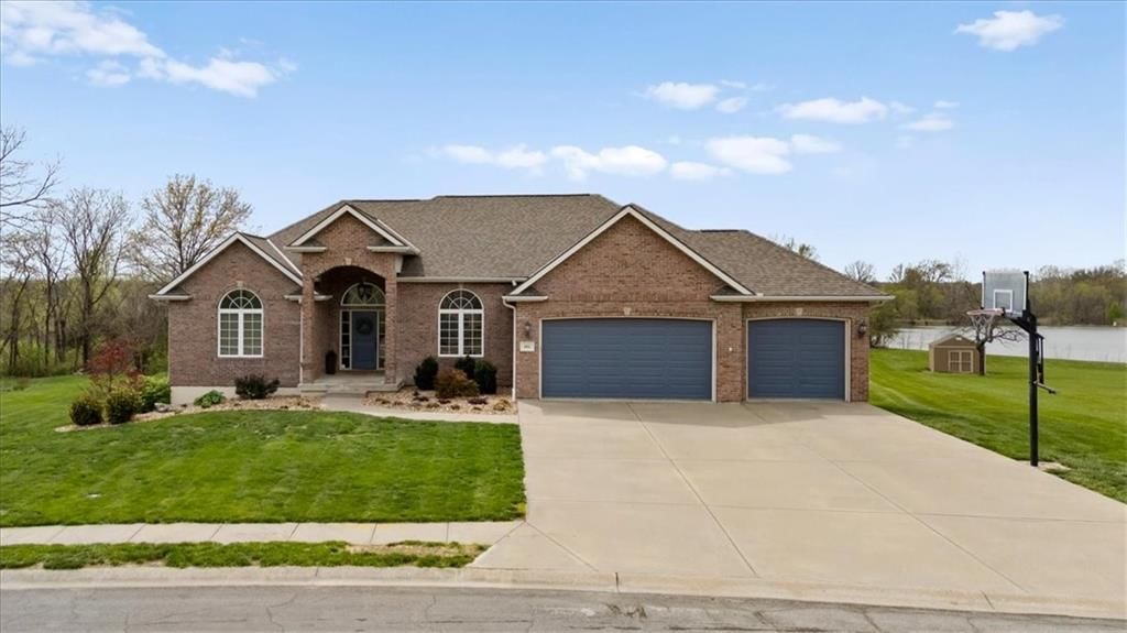 1411 Whispering Ridge, Pleasant Hill, MO