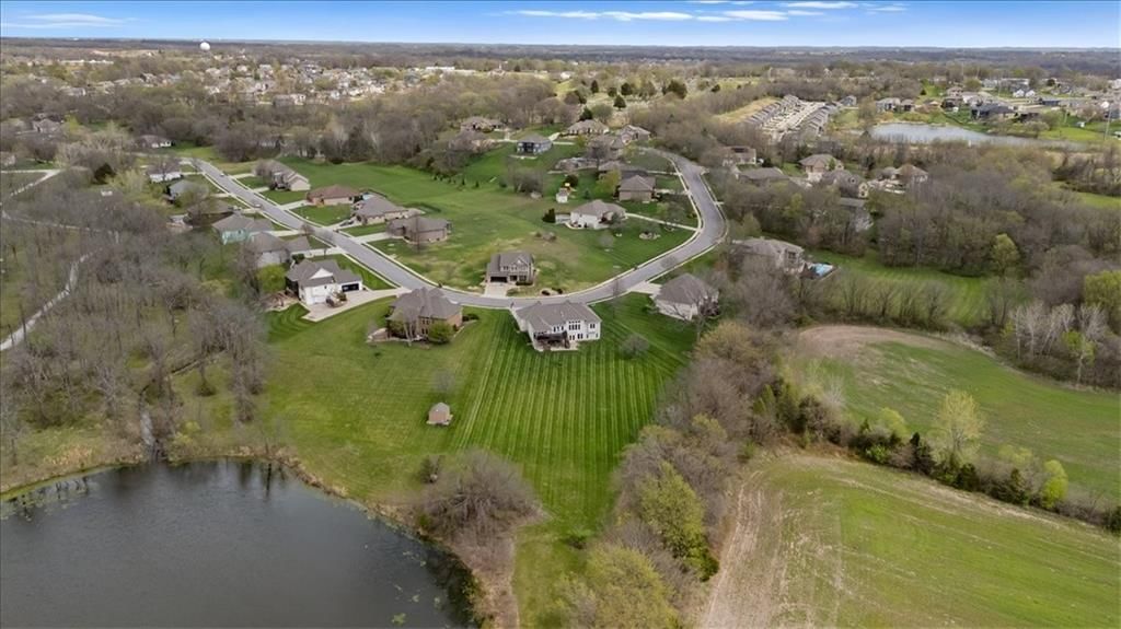 1411 Whispering Ridge — photo 43