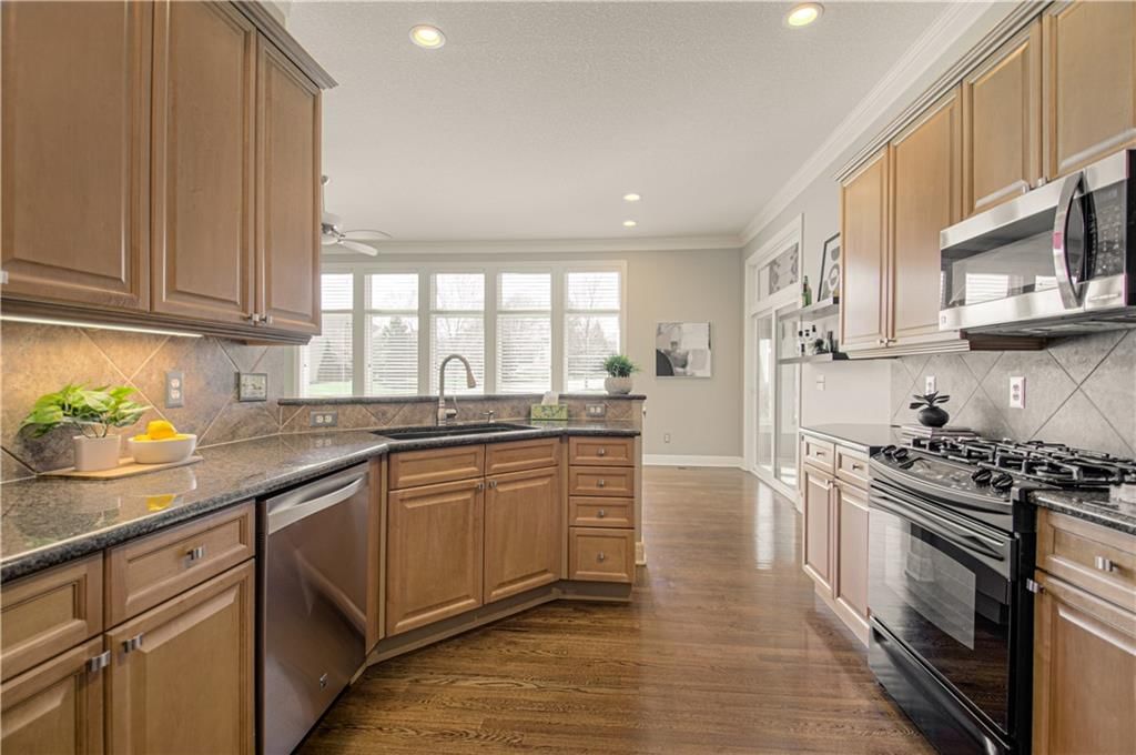 14317 Manor Court — photo 2
