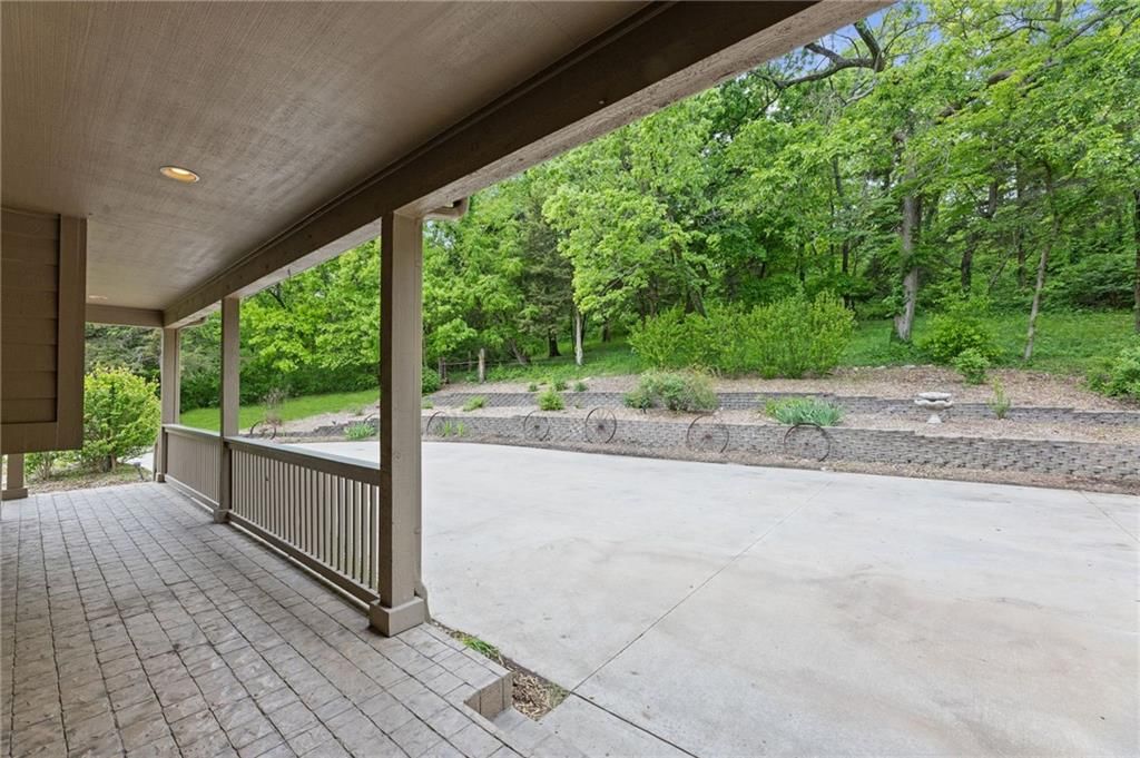 1152 N 1100 Road — photo 12