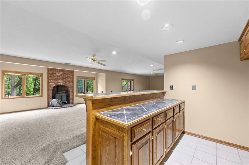 1152 N 1100 Road — photo 45