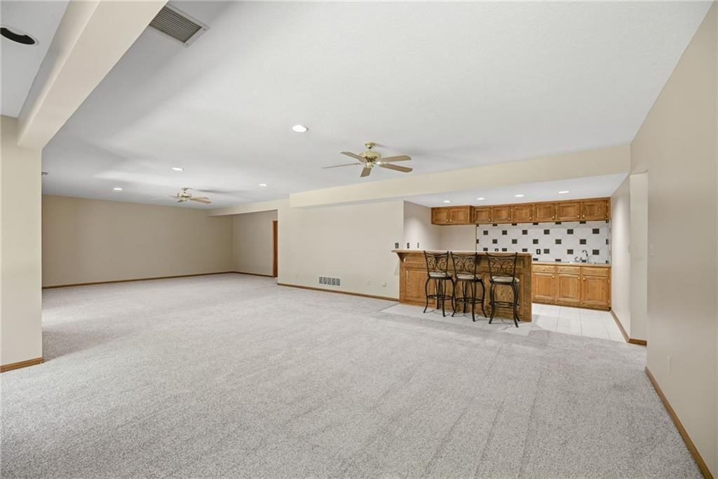 1152 N 1100 Road — photo 46