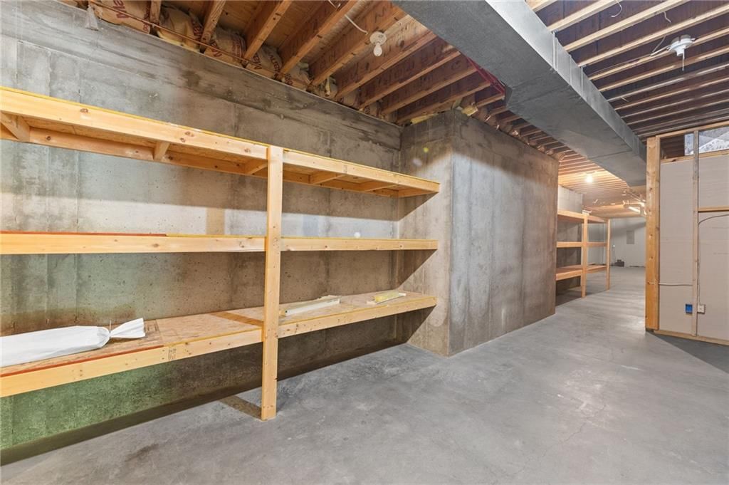 1152 N 1100 Road — photo 59