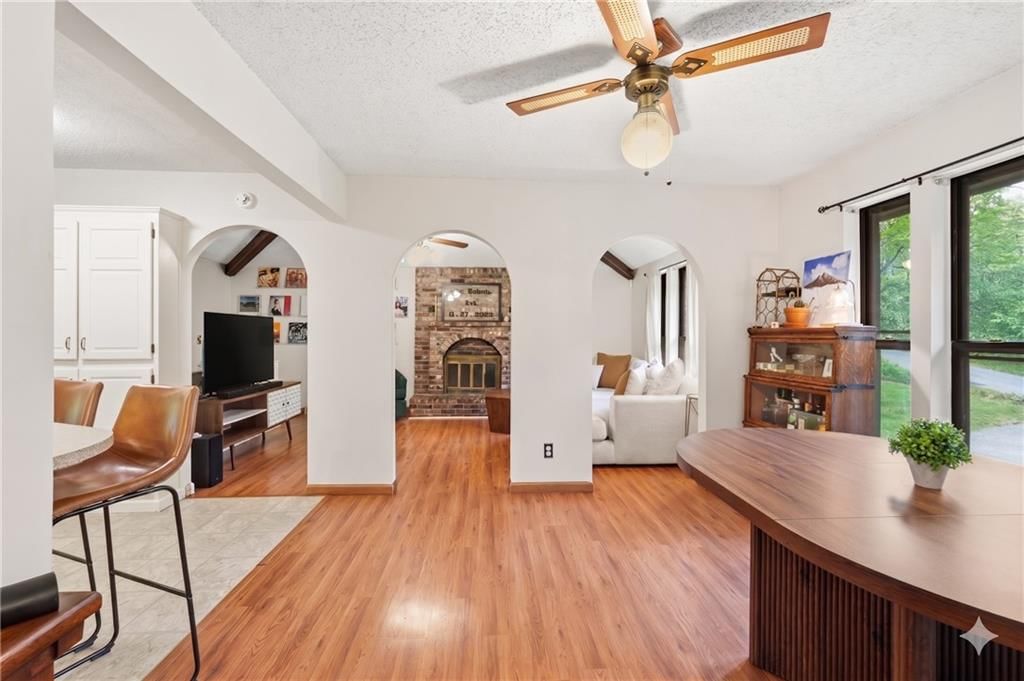 2905 Linden Road — photo 9