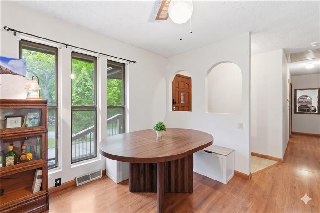 2905 Linden Road — photo 10
