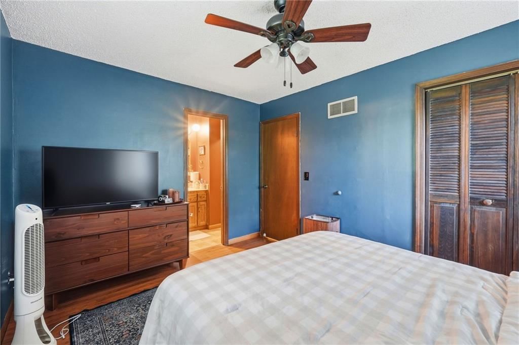 2905 Linden Road — photo 14