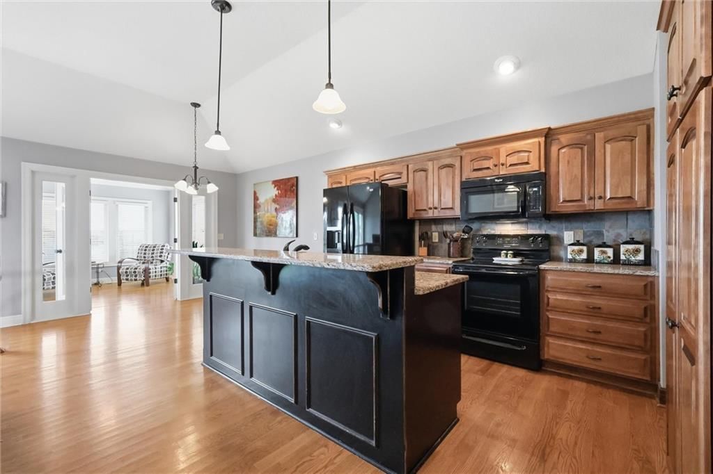17743 S LAVERTY Street — photo 10