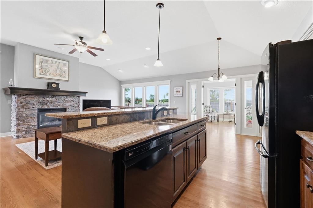17743 S LAVERTY Street — photo 12