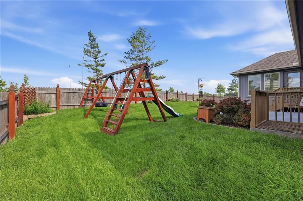 17743 S LAVERTY Street — photo 40