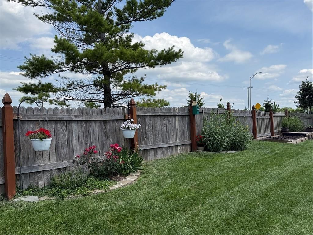 17743 S LAVERTY Street — photo 45
