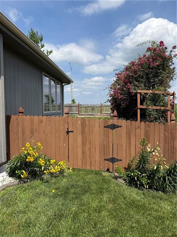 17743 S LAVERTY Street — photo 47