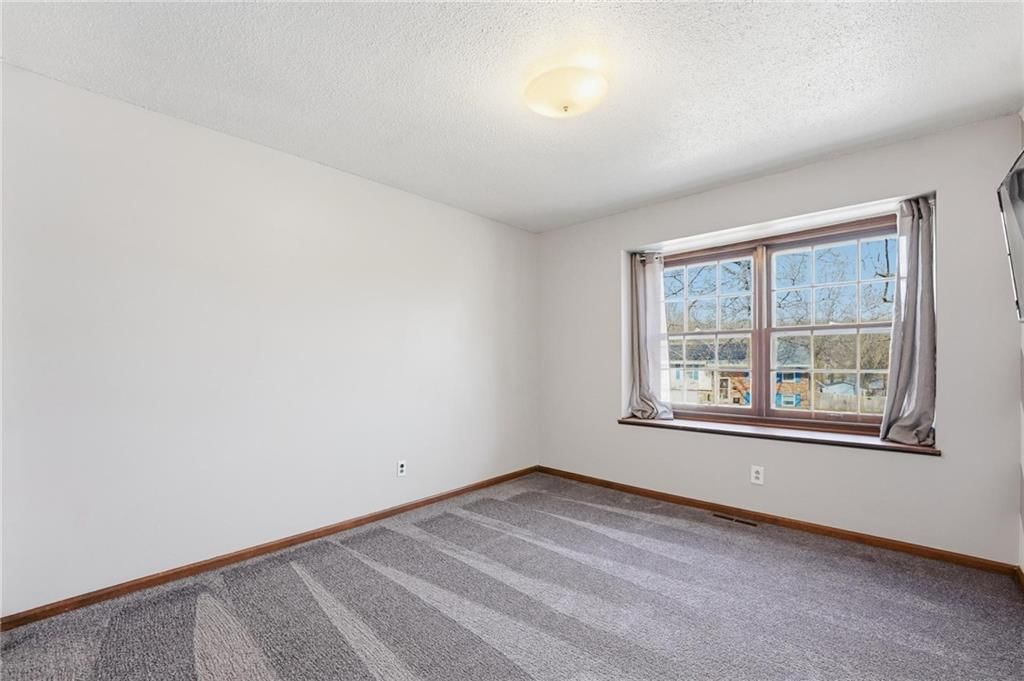 10401 W 93rd Terrace — photo 23