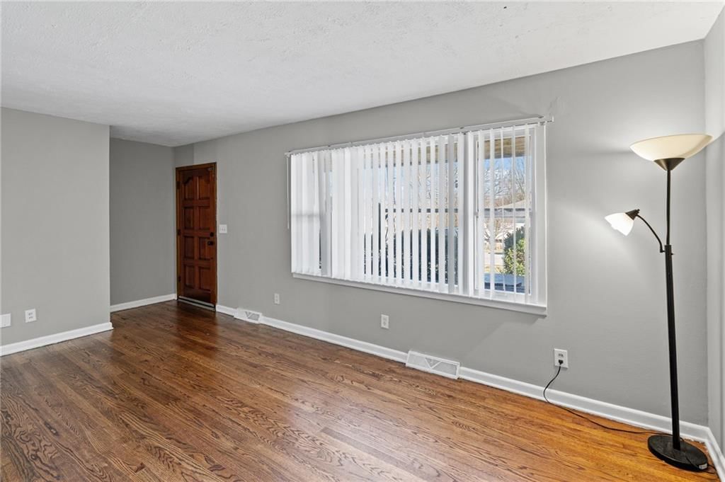 7321 Sloan Avenue — photo 13