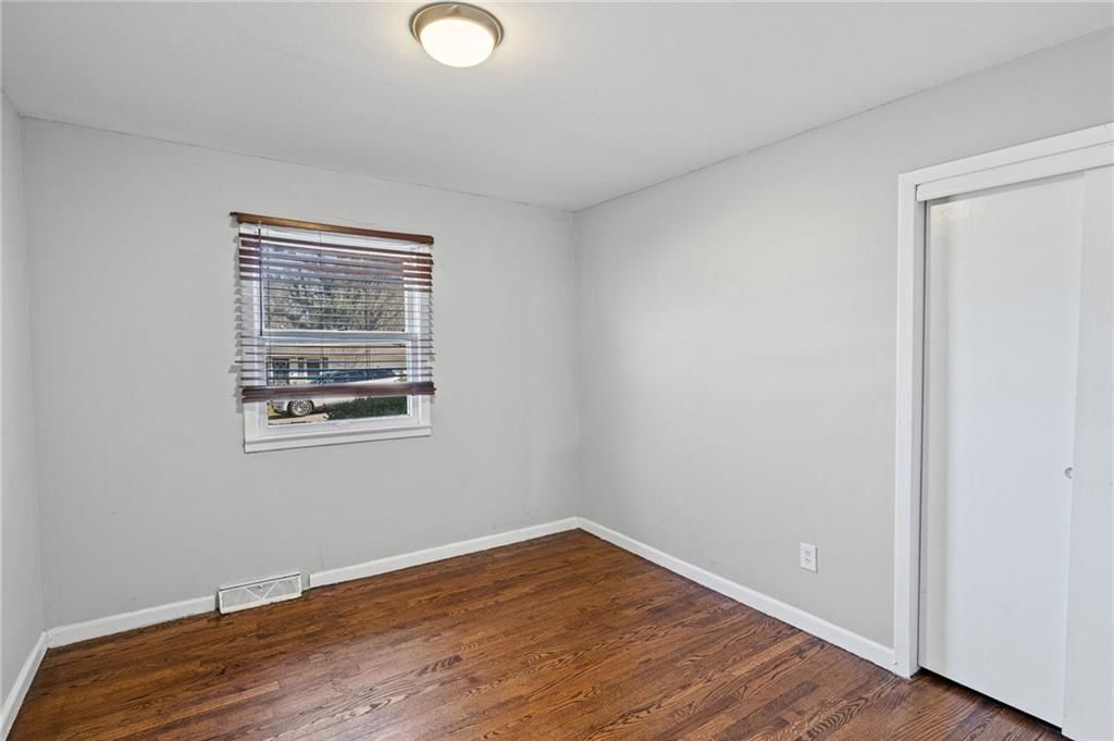 7321 Sloan Avenue — photo 16
