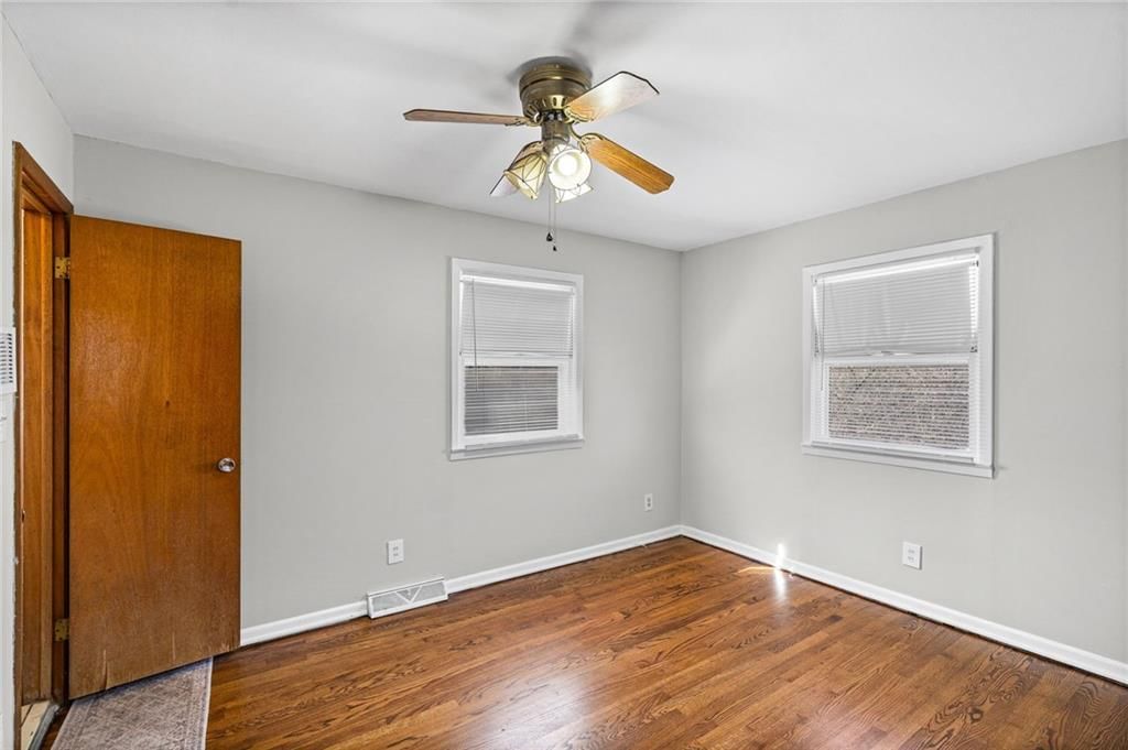 7321 Sloan Avenue — photo 22