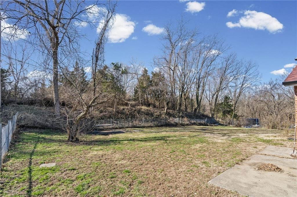 7321 Sloan Avenue — photo 29