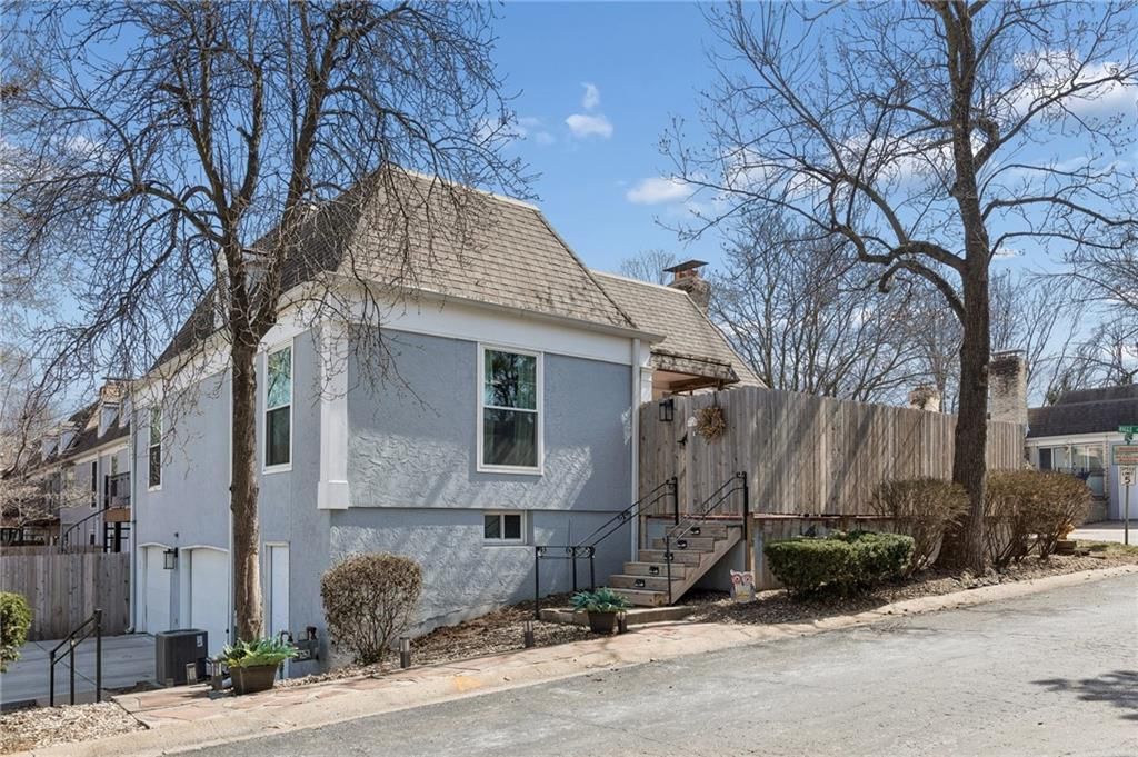 8741 Riggs Circle — photo 36