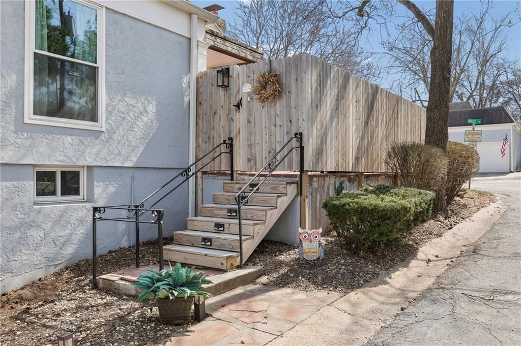 8741 Riggs Circle — photo 39