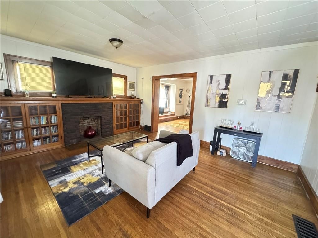 2318 N 12TH Street — photo 3