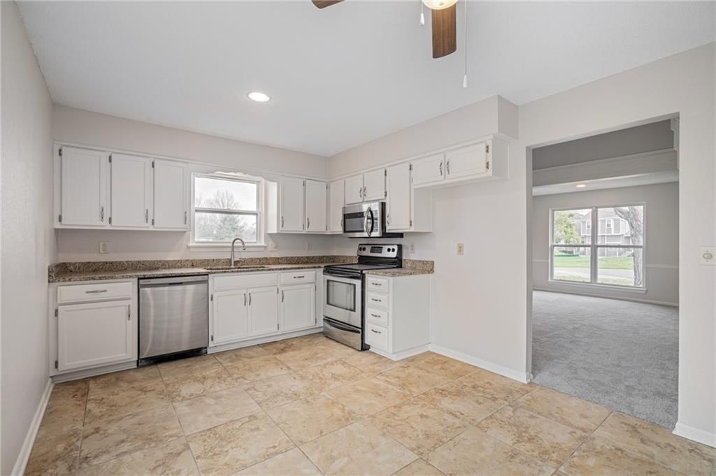 9526 W 78th Street — photo 12