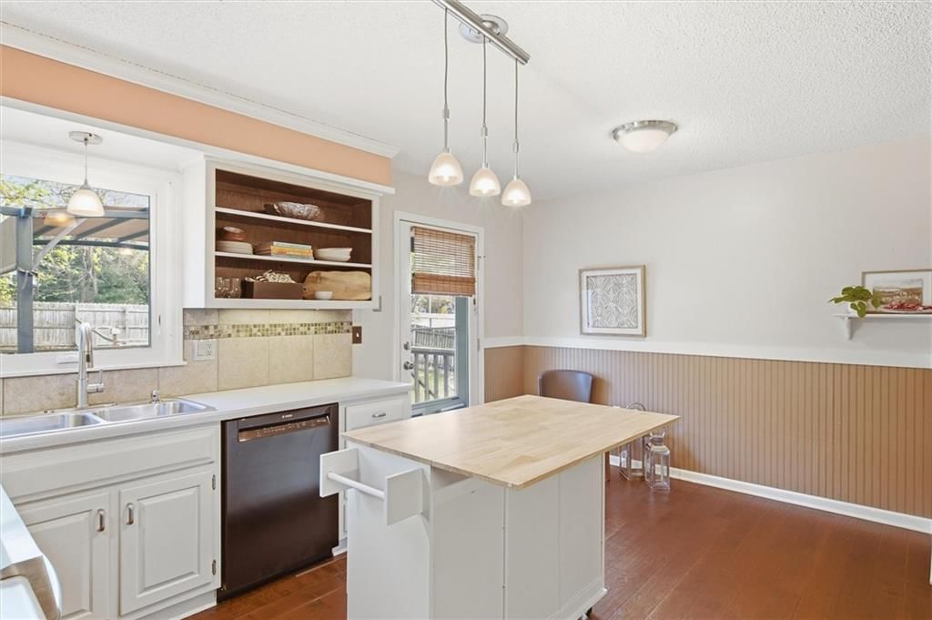 9120 W 91st Terrace — photo 12