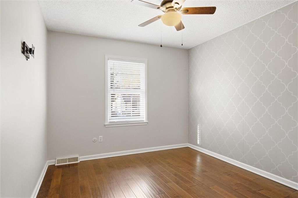 9120 W 91st Terrace — photo 24