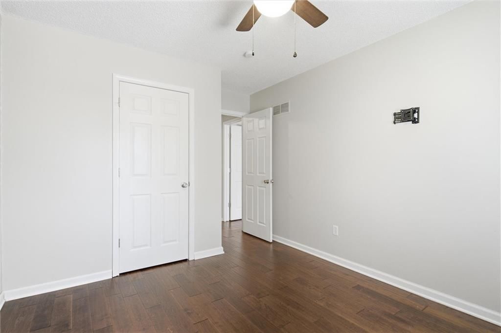 9120 W 91st Terrace — photo 25