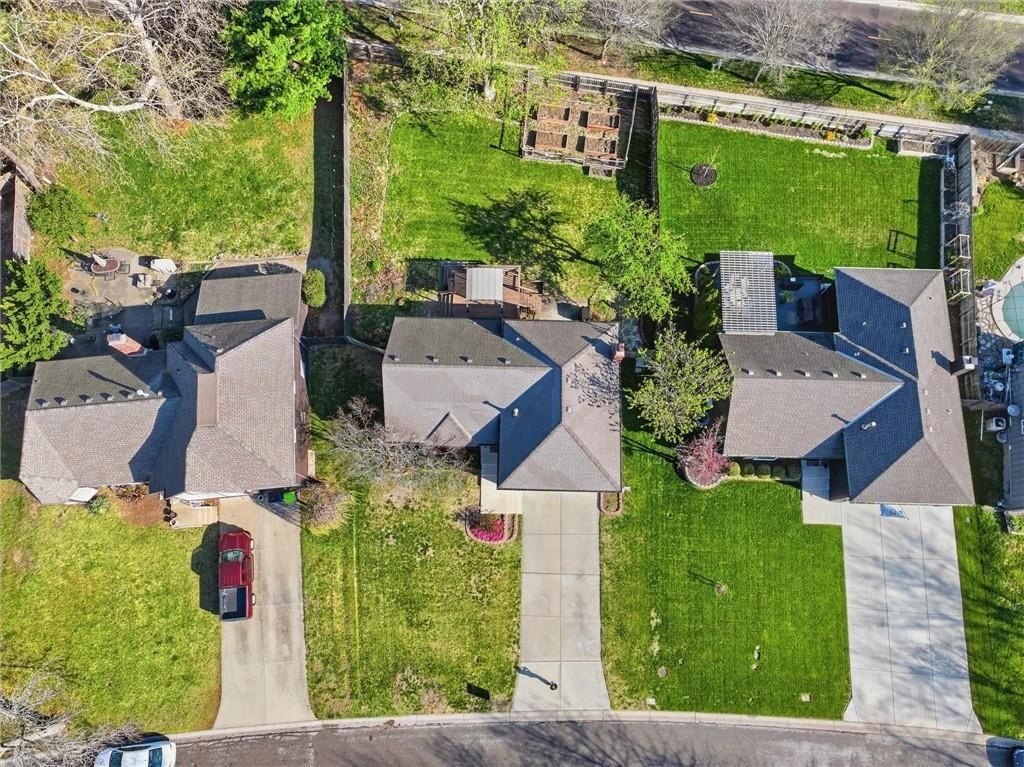 9120 W 91st Terrace — photo 33