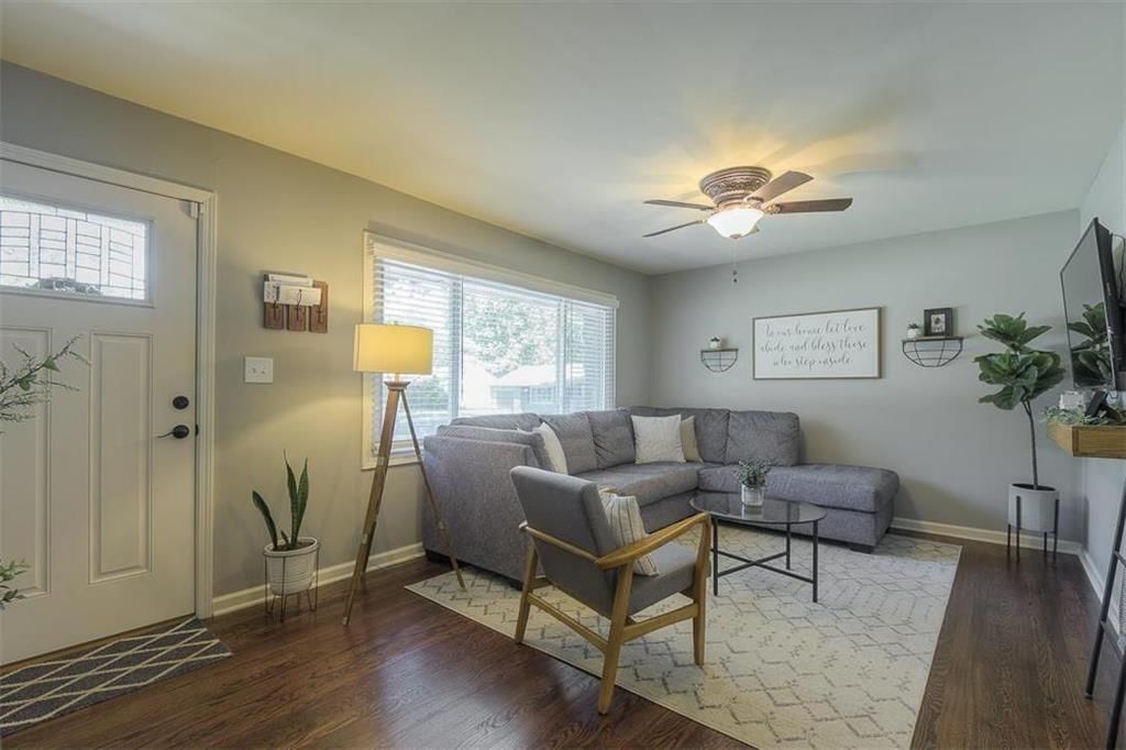 7415 Maple Lane — photo 3