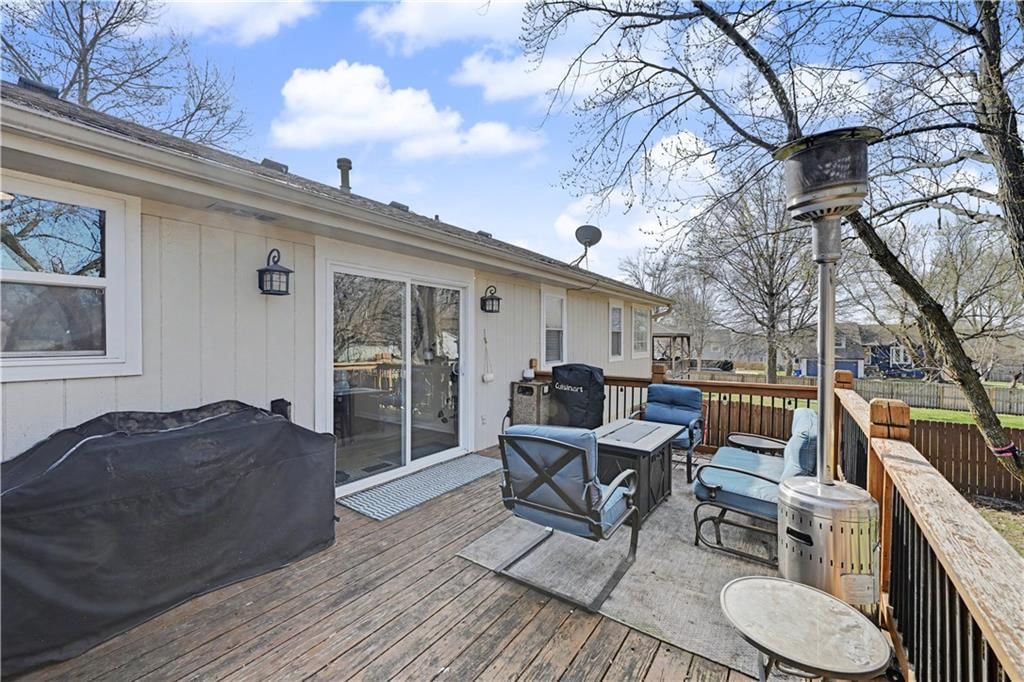 15210 Navaho Drive — photo 26