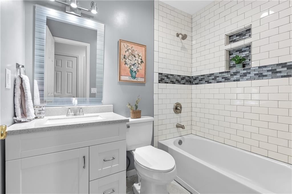 1501 NE 67th Place — photo 11