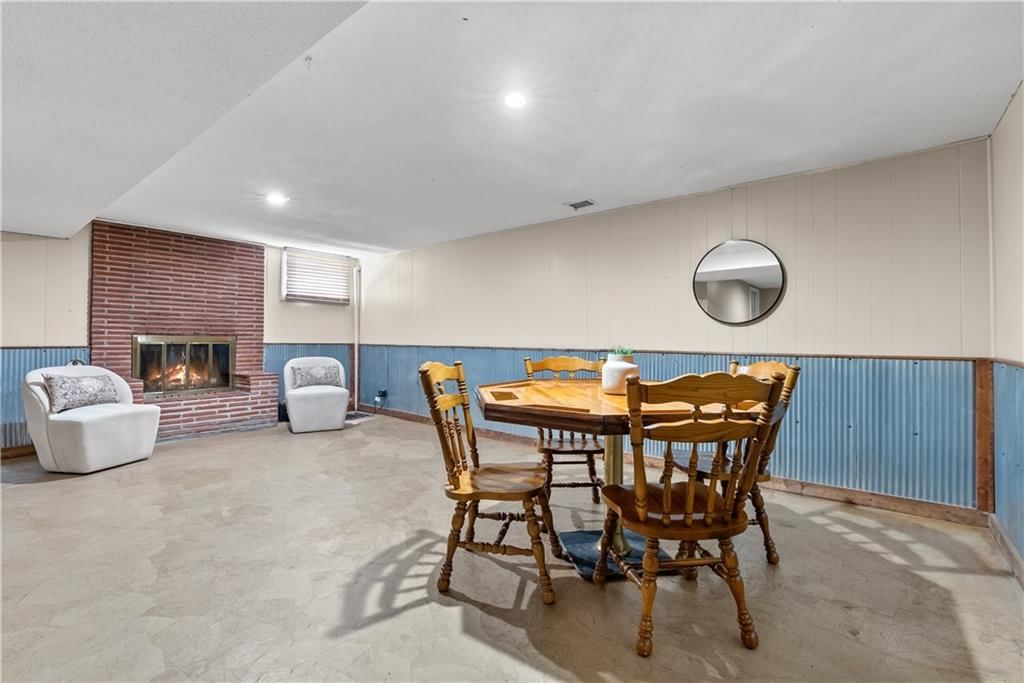 1501 NE 67th Place — photo 13