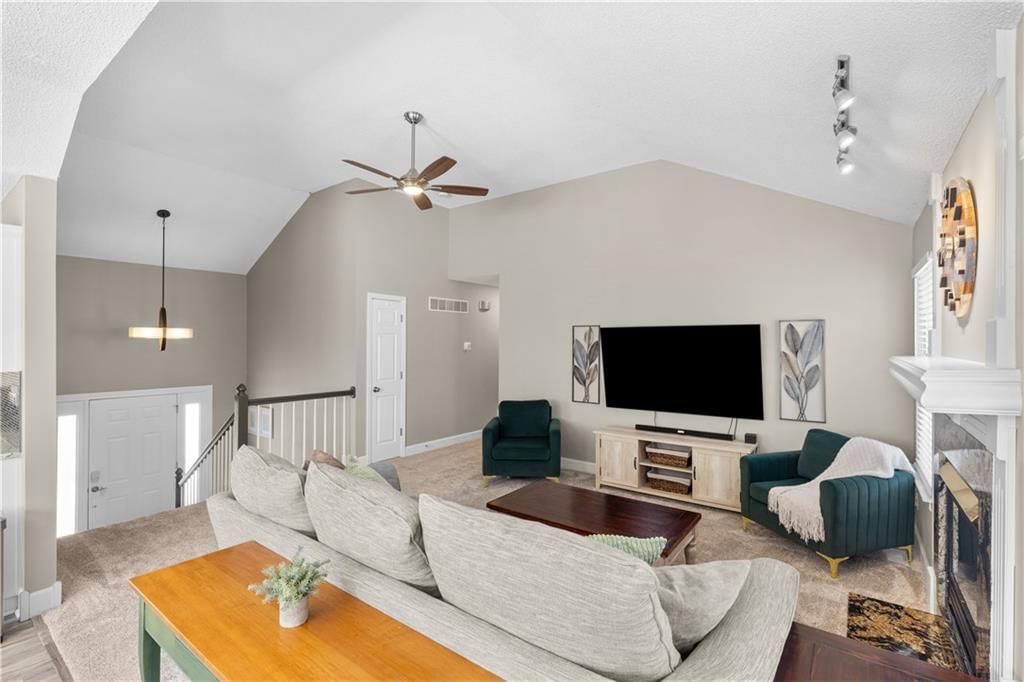 519 Kindred Drive — photo 6