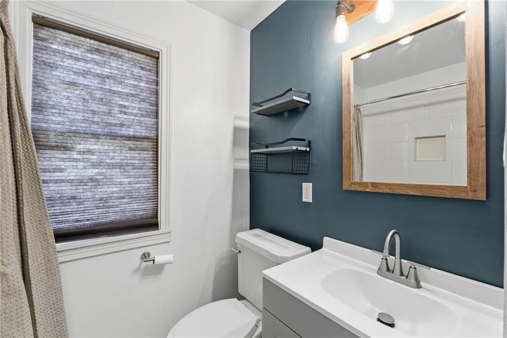 1618 E 75th Terrace — photo 18
