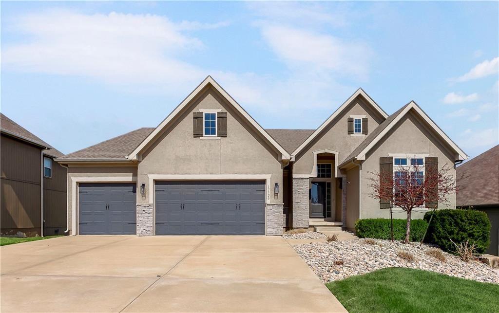 17320 NW 130th Court, Platte City, MO
