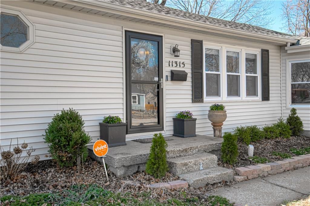 11315 W 68th Street — photo 3